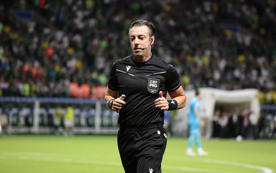 Claus apitou cinco Palmeiras x Santos desde 2024 (Foto: Peter Leone/Ofotográfico/Folhapress)