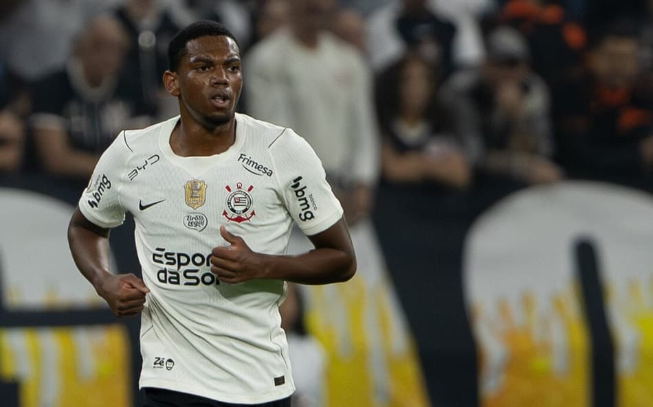 André permaneceu no Corinthians após proposta do Milan (Foto: Joisel Amaral/AGIF/Folhapress)