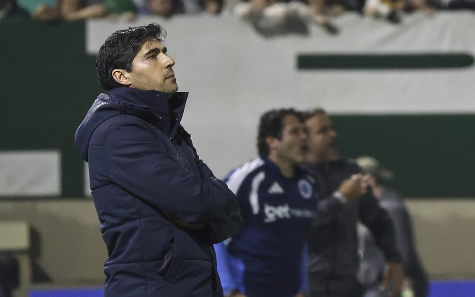 Escalação: Abel aguarda convocações e irá alternar equipe antes da Copa