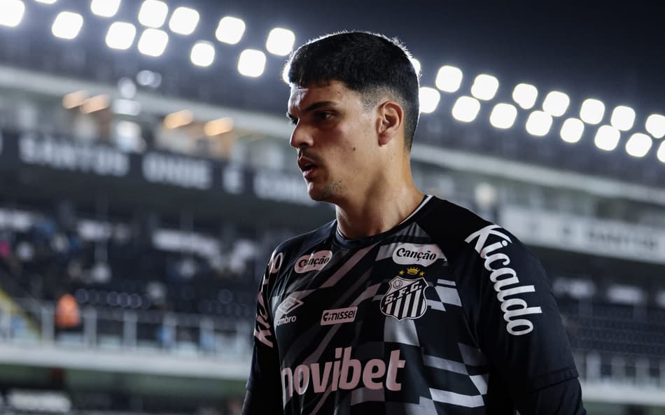 Gabriel Brazão durante partida do Santos na Vila Belmiro. (Foto: Sports Press Photo / Sports Press Photo/Fotoarena/Folhapress)