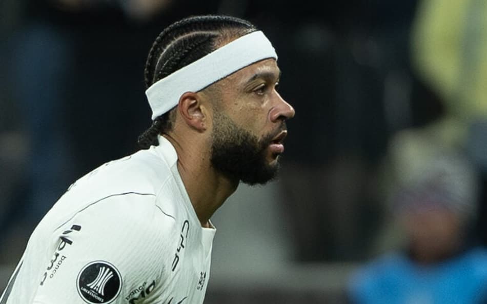 Memphis Depay encerra ciclo antes da Copa do Mundo com futuro indefinido no Corinthians