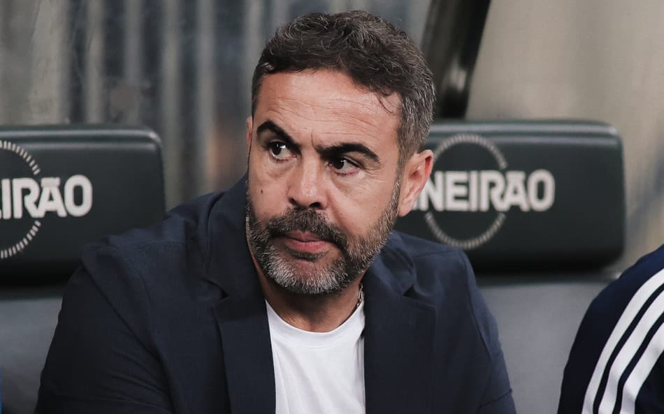 Cruzeiro: confira retrospecto de Artur Jorge em clássicos