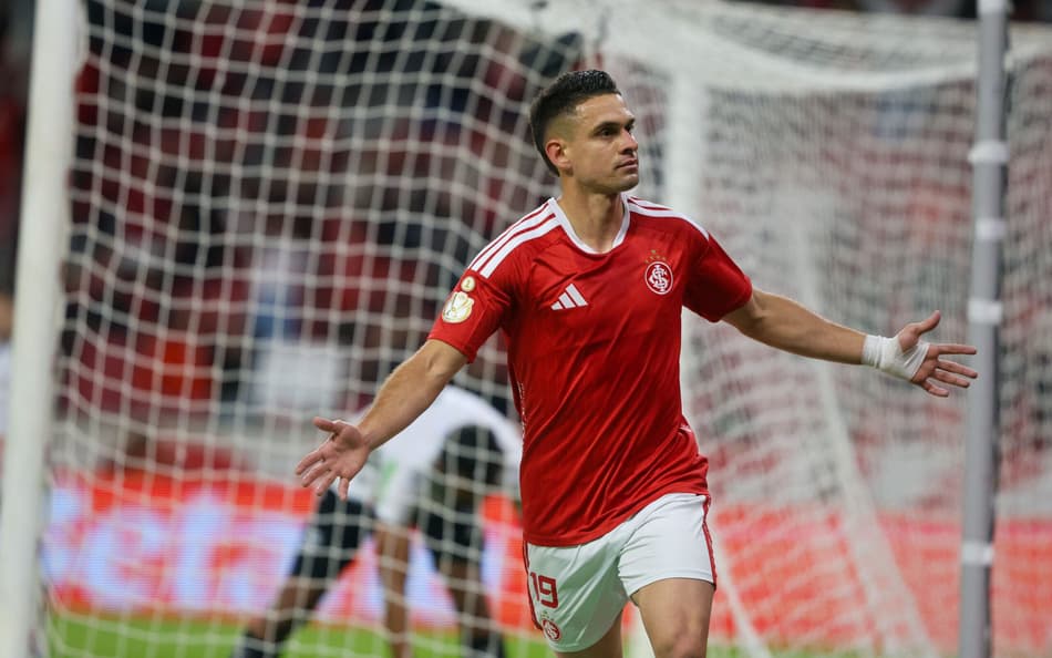 Borré abriu o placar para o Inter (Foto:R Duarte/Internacional)