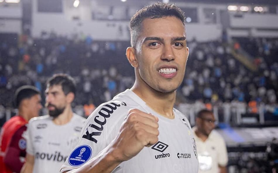 Igor Vinicius tem contrato com o Santos até o meio de 2028. (Foto: Raul Baretta/ Santos FC)