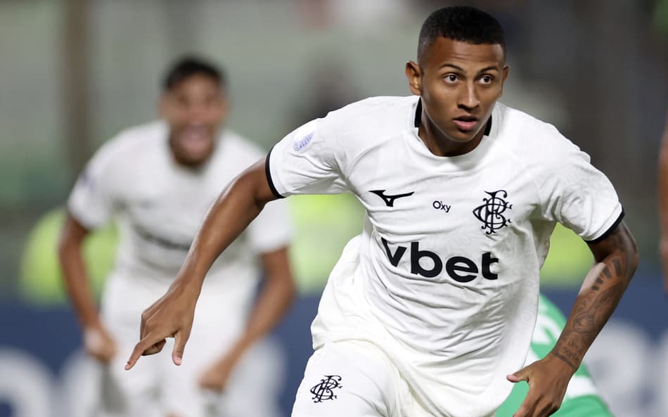 Kauan Toledo conquistou espaço e tem mostrado valor no Botafogo (Foto: Vítor Silva/Botafogo)