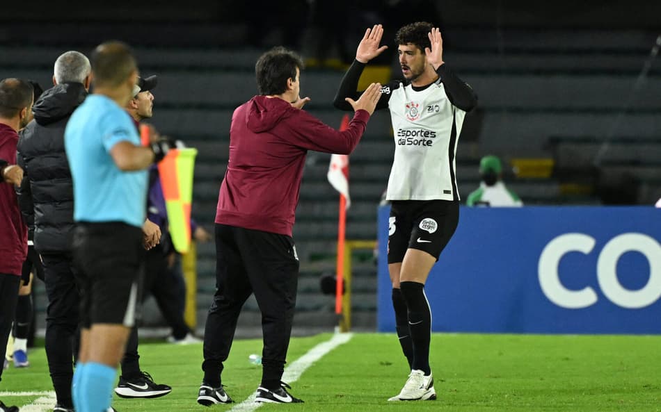Gustavo Henrique marcou o gol de empate do Corinthians (Foto: Luis Acosta/AFP)
