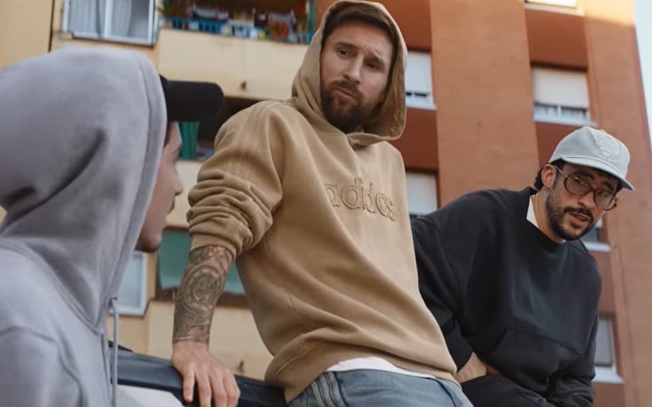 Marca reúne estrelas em 'comercial histórico' para a Copa; relembra outras propagandas