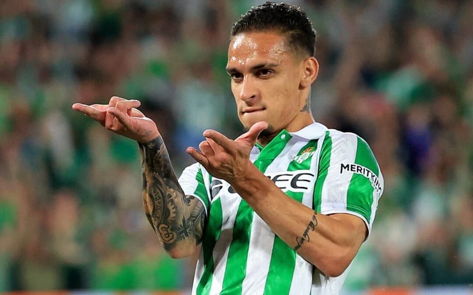 Europeus enlouquecem com gol de Antony em Real Sociedad x Betis: 'Só gosta'