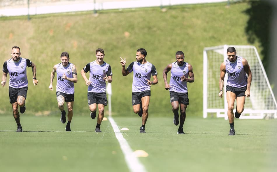 As opções de Domínguez Atlético x Cienciano (Foto: Pedro Souza / Atlético)