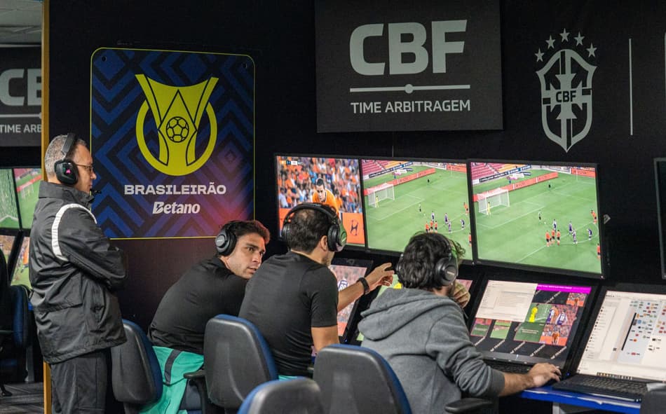 VAR CBF (Foto: Fabio Souza/CBF)