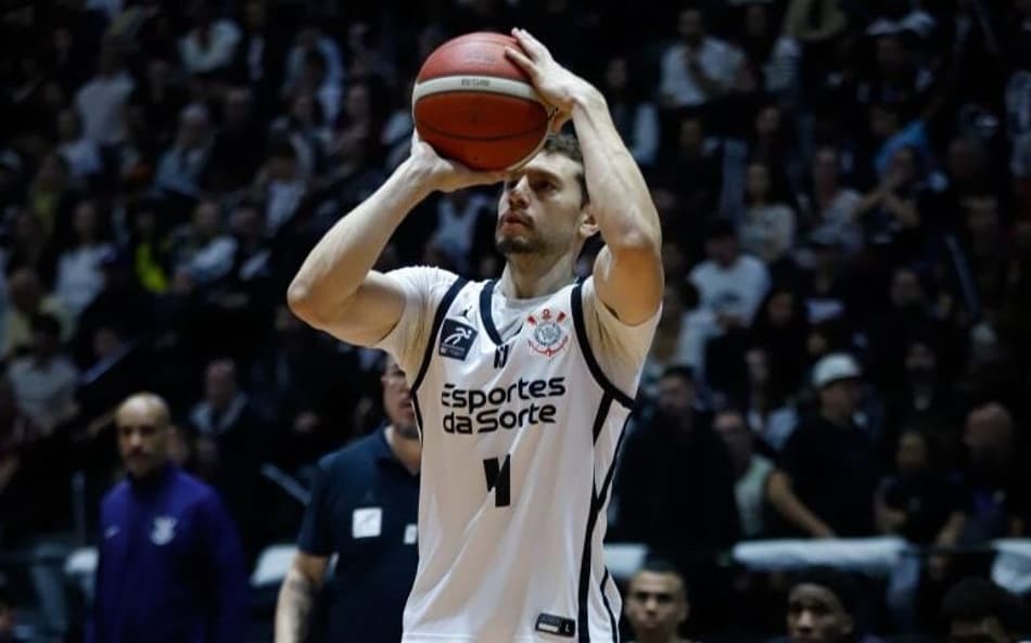 Cauê Borges em jogo 3 da semifinal do NBB (Foto: Beto Miller / Corinthians)