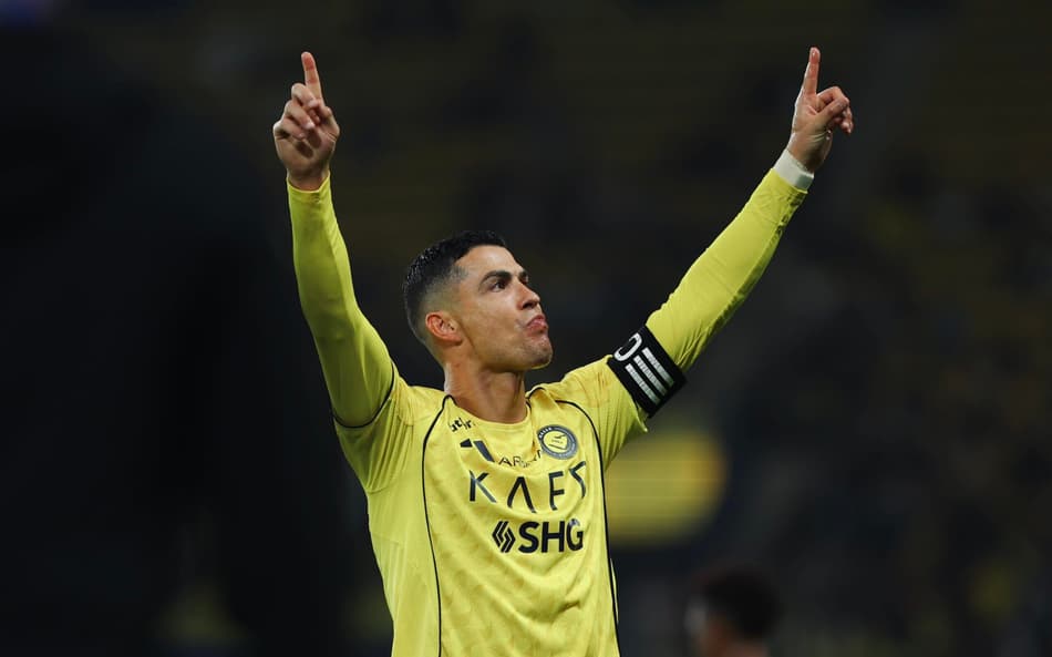 Cristiano Ronaldo comemora gol marcado pelo Al-Nassr