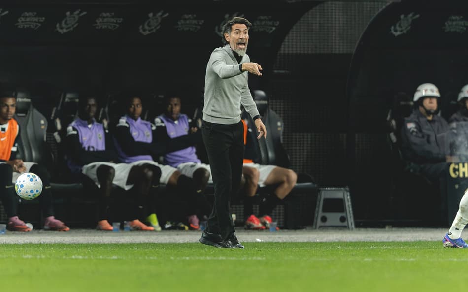 Domínguez em Corinthians x Atlético (Foto: Pedro Souza / Atlético)