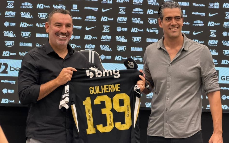 Guilherme apresentado no Atlético (Foto: Artur Henrique / Lance!)