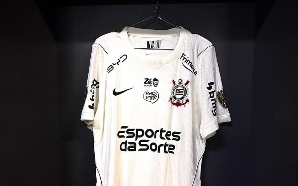Com surpresas, Corinthians está escalado para enfrentar o Peñarol