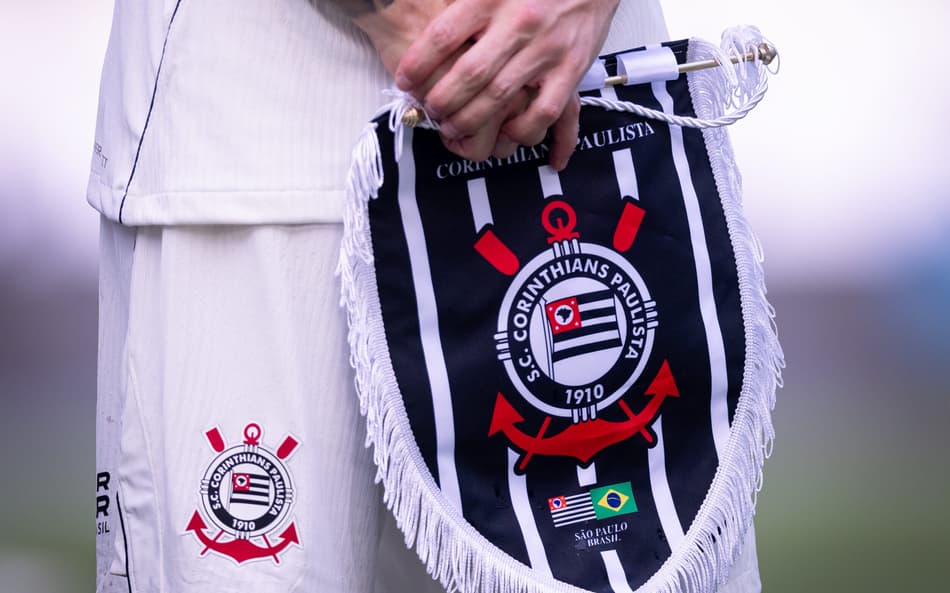 Memphis titular? Corinthians está escalado para enfrentar o Platense
