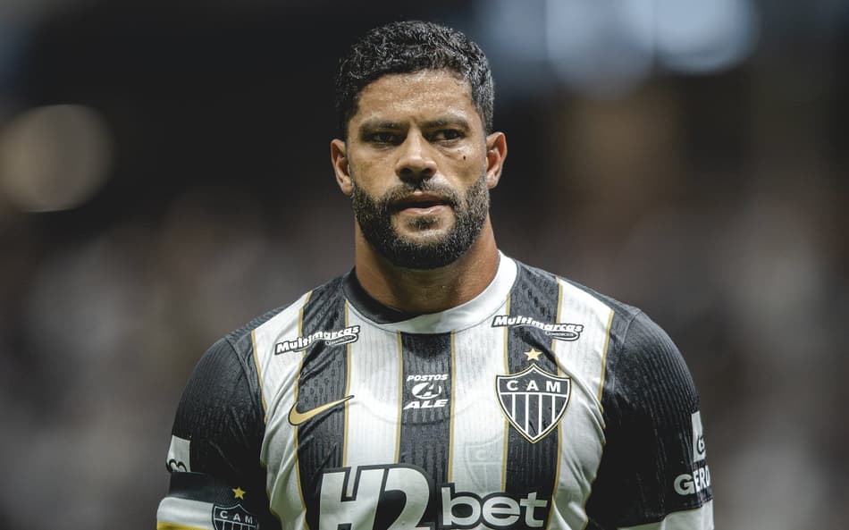 Torcedores do Atlético-MG mandam recado a Hulk em despedida: 'O maior'