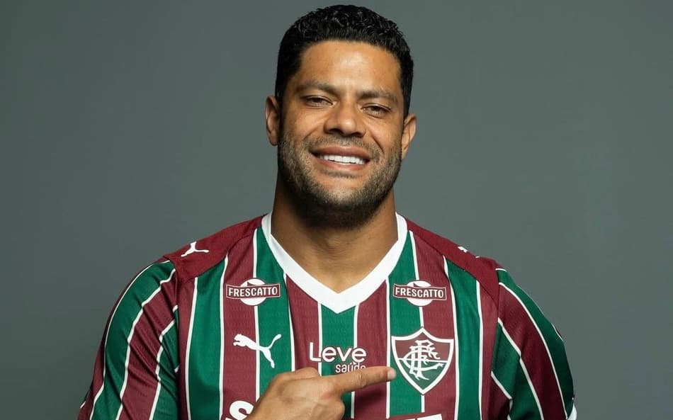 Hulk com a camisa do Fluminense (reprodução Fluminense)