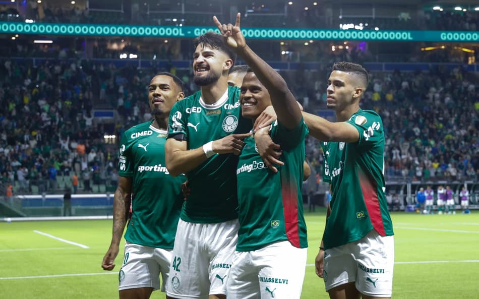 Time do Palmeiras comemorando na Libertadores 2026