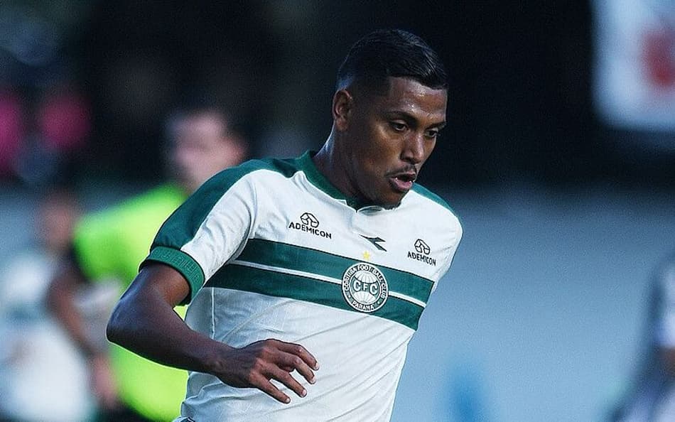 Pedro Rocha destaca campanha do Coritiba e projeta 'duas finais' antes da Copa