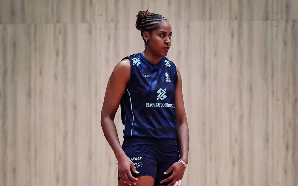 Ana Cristina em treino da Seleção Brasileira Feminina de Vôlei