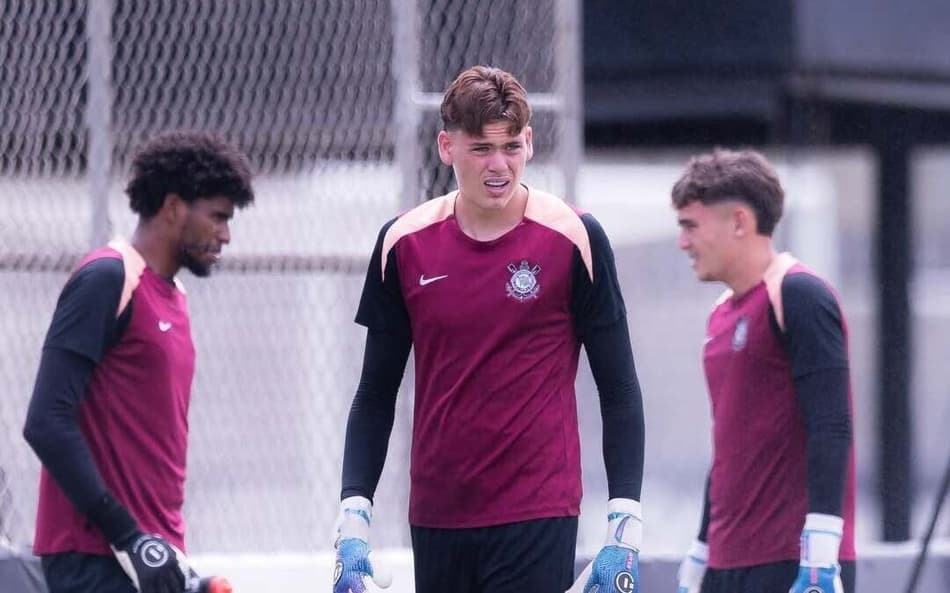 Matheus Alemão renovou com o Corinthians (Foto: Reprodução/Instagram)