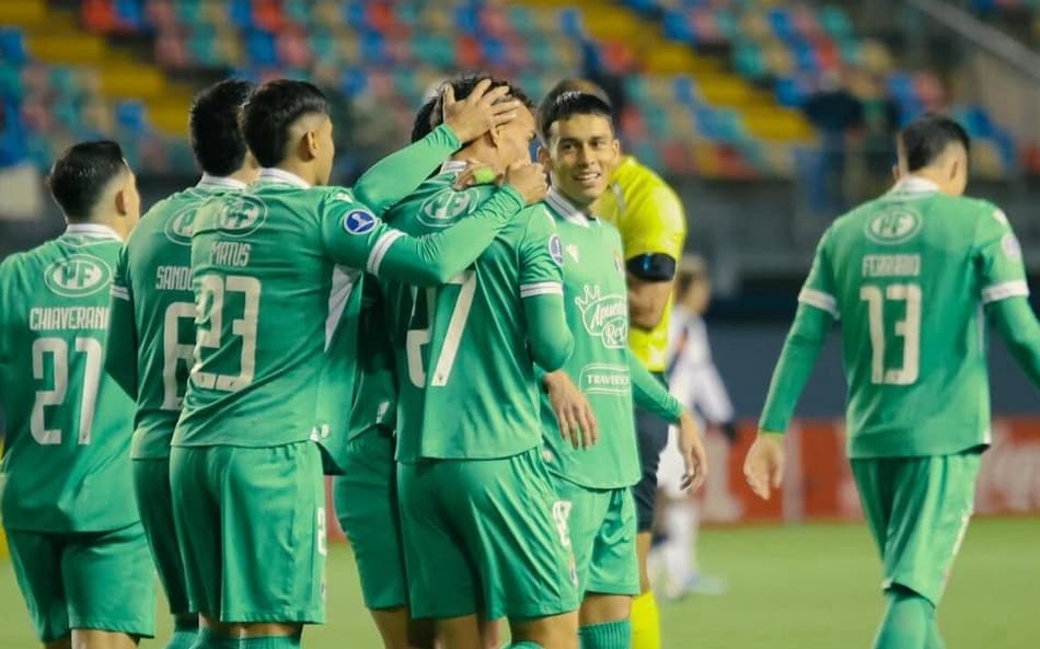 Jogadores do Audax comemoram gol marcado contra o Vasco pela Sul-Americana (Foto: Divulgação/Audax)