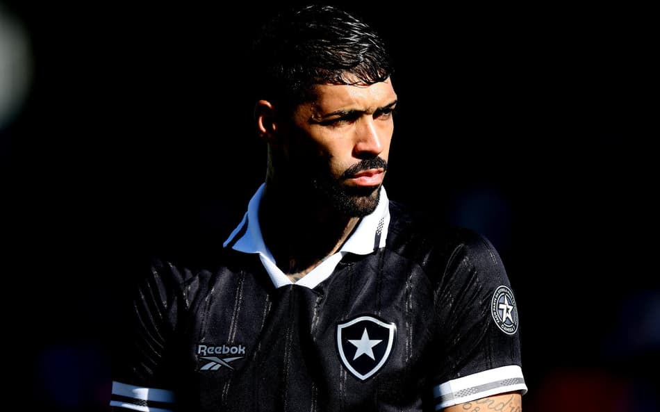 Alexander Barboza, zagueiro do Botafogo