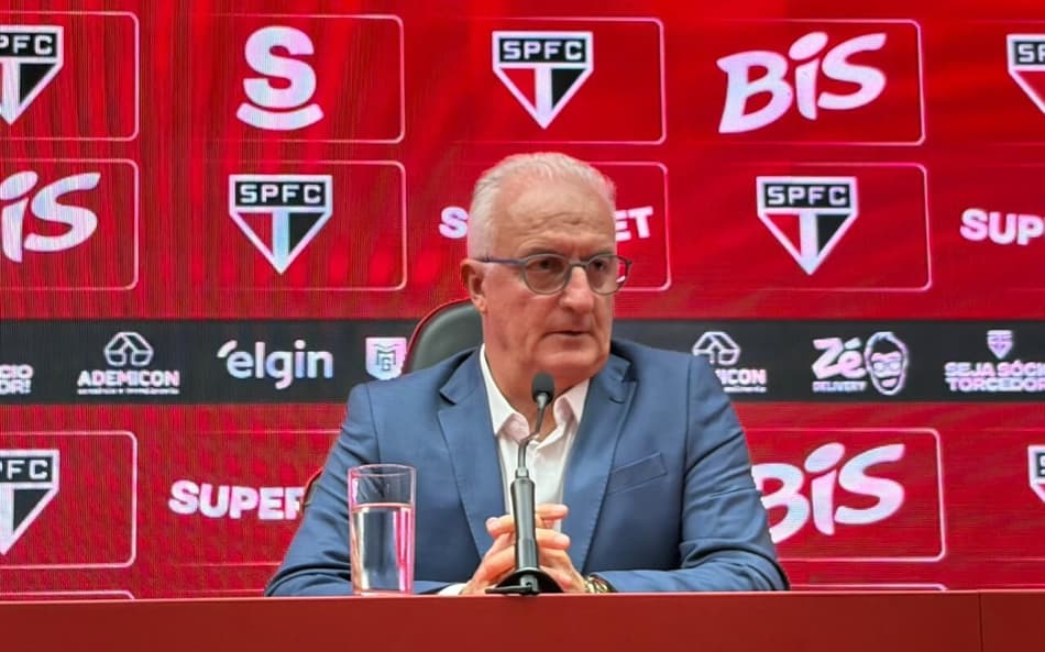 Dorival Júnior em entrevista coletiva pelo São Paulo (Foto: Izabella Giannola)