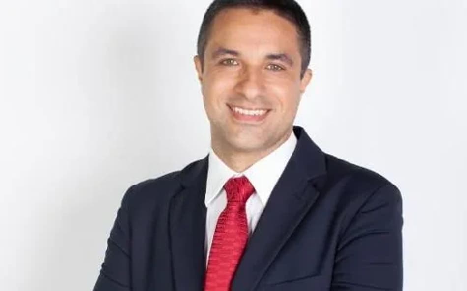 Fernando Nardini faz sua primeira transmissão pelo canal no Youtube (Foto: Reprodução)