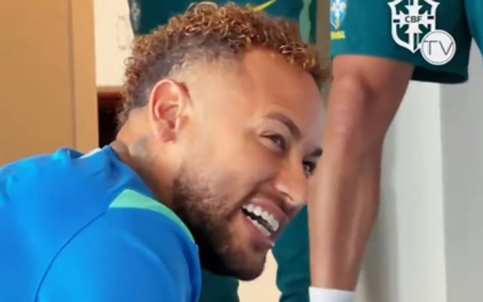 Neymar durante atividade na academia (Foto: Reprodução/CBFTV)