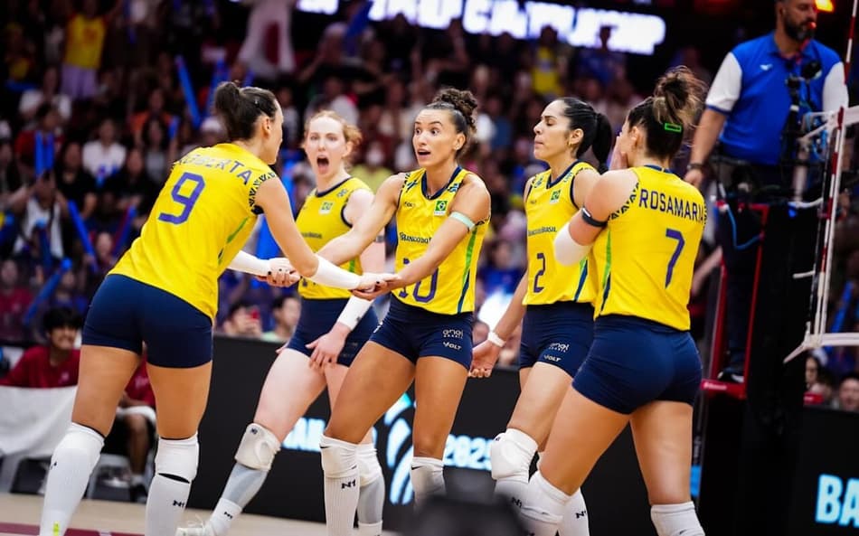 Em 2025, o Brasil foi vice da VNL e ficou em terceiro lugar no Mundial (Foto: Volleyball World)