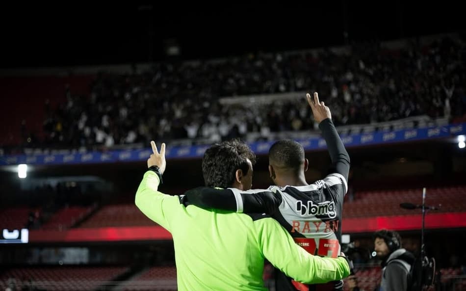 São Paulo x Vasco - Fernando Diniz e Rayan (Foto: Matheus Lima/Vasco)