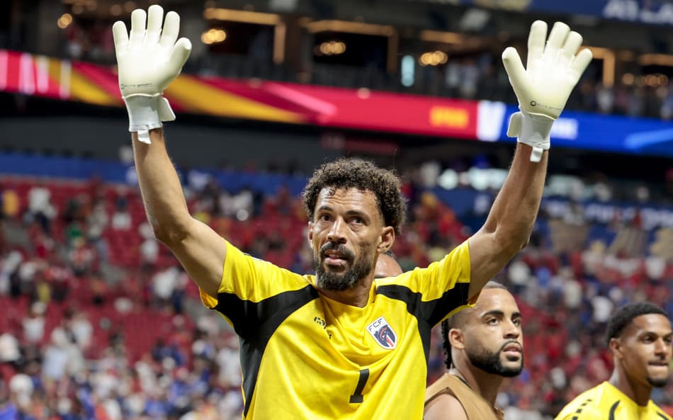 Vozinha fechou o gol no confronto contra a Espanha (Foto: EFE/Lavandeira Jr/FolhaPress)