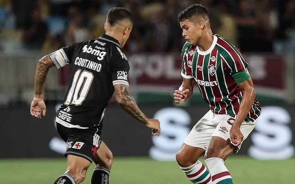 Coutinho e Thiago Silva em Fluminense x Vasco pela Copa do Brasil (Foto: Lucas Merçon/ Fluminense FC)