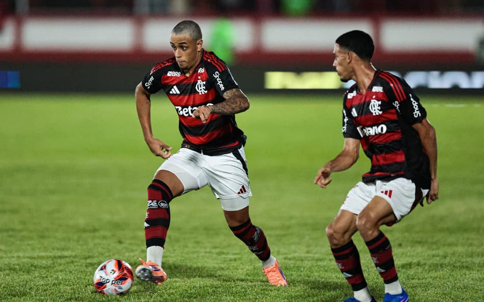 Ryan Roberto em campo pelo Flamengo (Foto: Divulgação/Flamengo)