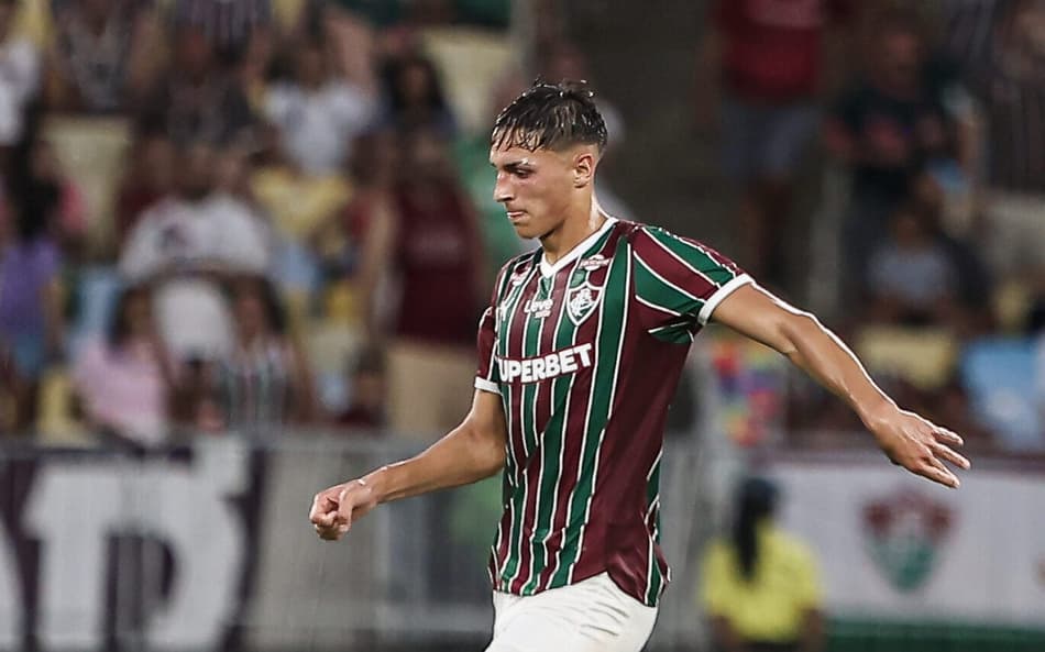 Bernal em ação pelo Fluminense (Foto: Lucas Merçon/ Fluminense FC)