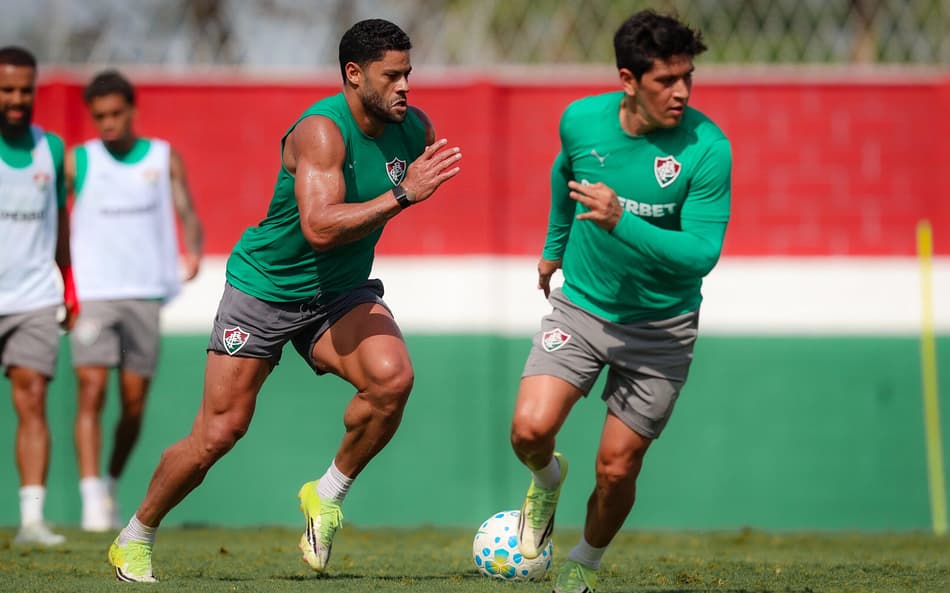 Hulk e Cano em treino pelo Fluminense (Foto: Marcelo Gonçalves/ Fluminense FC)