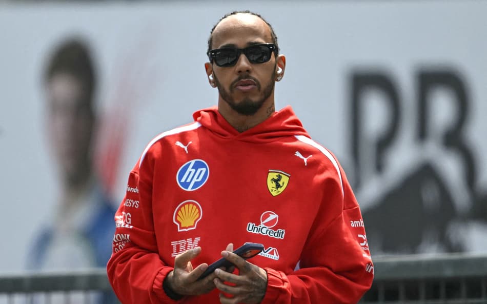 Lewis Hamilton no Circuito de Suzuka - GP do Japão 2026 (Foto: Andrew Caballero-Reynolds/AFP)