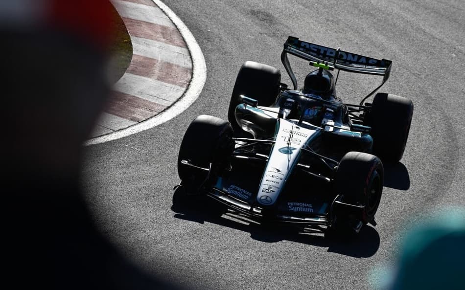 O italiano Kimi Antonelli, da Mercedes, lidera a temporada da Fórmula 1