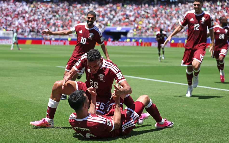 Catar buscou o empate no último minuto (Foto: Emilee Chinn/Getty Images via AFP)