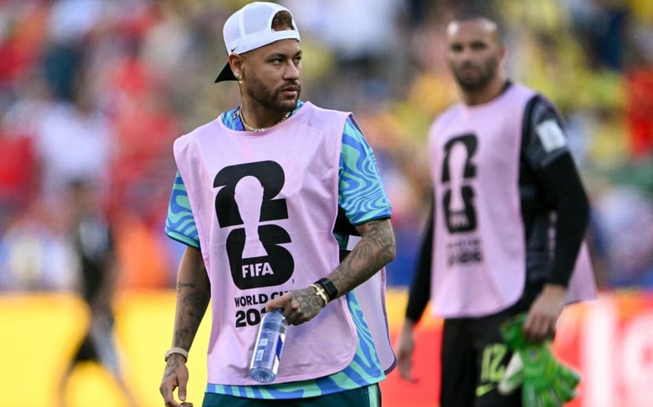 Ausência de Neymar durante treino com bola da Seleção Brasileira repercute, (Foto: Mauro PIMENTEL / AFP)