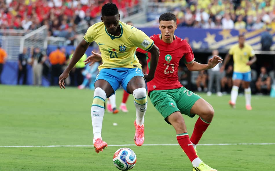 Luiz Henrique na estreia do Brasil contra Marrocos na Copa do Mundo (Foto: TIMOTHY A. CLARY / AFP)
