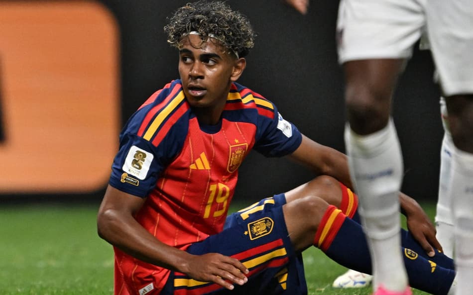 Lamine Yamal na partida entre Espanha e Cabo Verde (Foto: Roberto SCHMIDT / AFP)