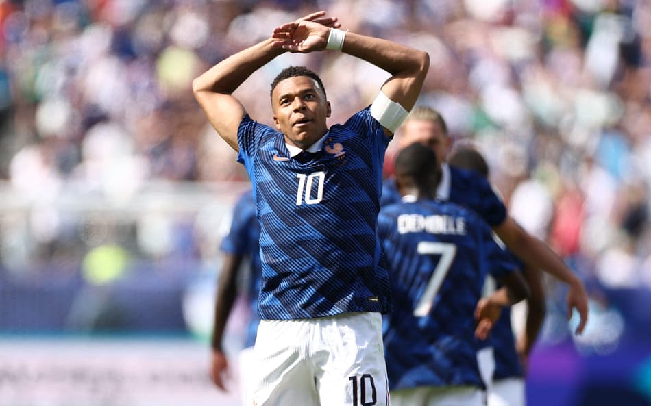 Mbappé brilhou na estreia da França na Copa do Mundo 2026 (Foto: CHARLY TRIBALLEAU / AFP)