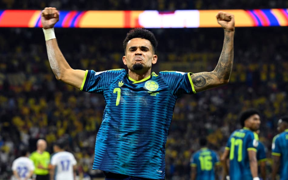 Luis Díaz foi o grande nome na vitória da Colômbia (Foto: Alfredo Estrella/AFP)