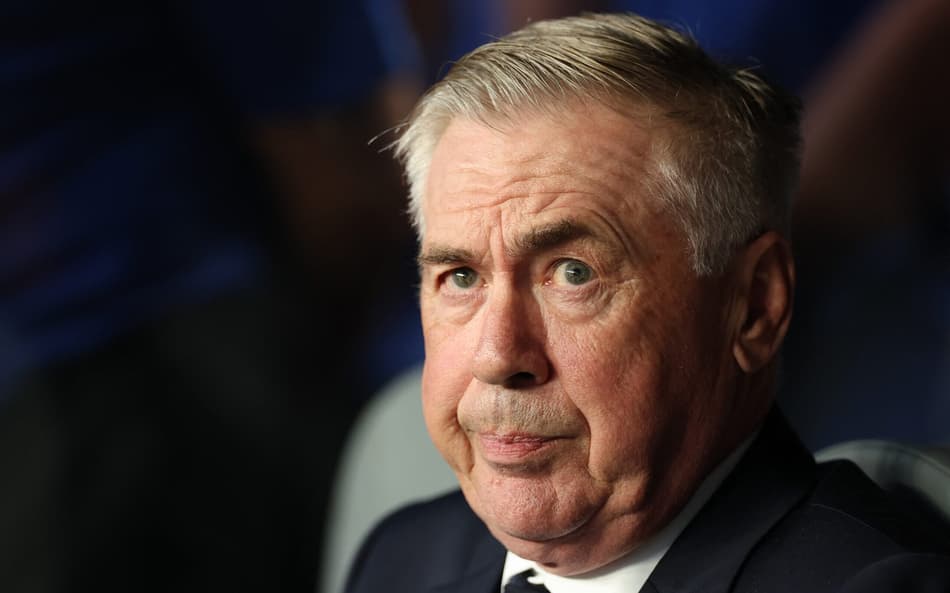 Ancelotti durante Brasil x Haiti