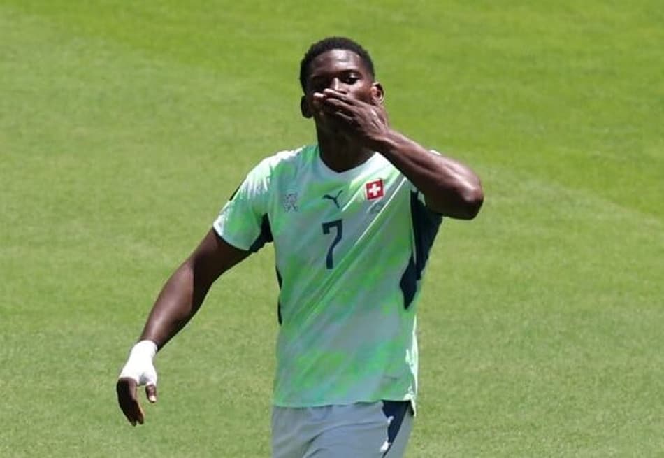 Embolo abriu o placar em Catar x Suíça Fran Santiago / GETTY IMAGES NORTH AMERICA / Getty Images via AFP)