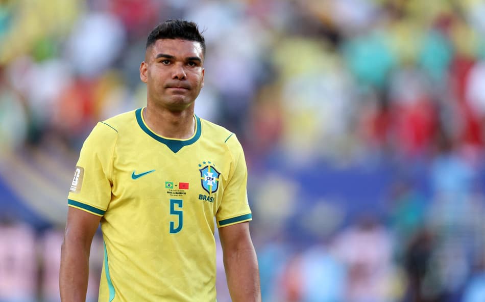 Casemiro triste no jogo contra o Marrocos na Copa do Mundo