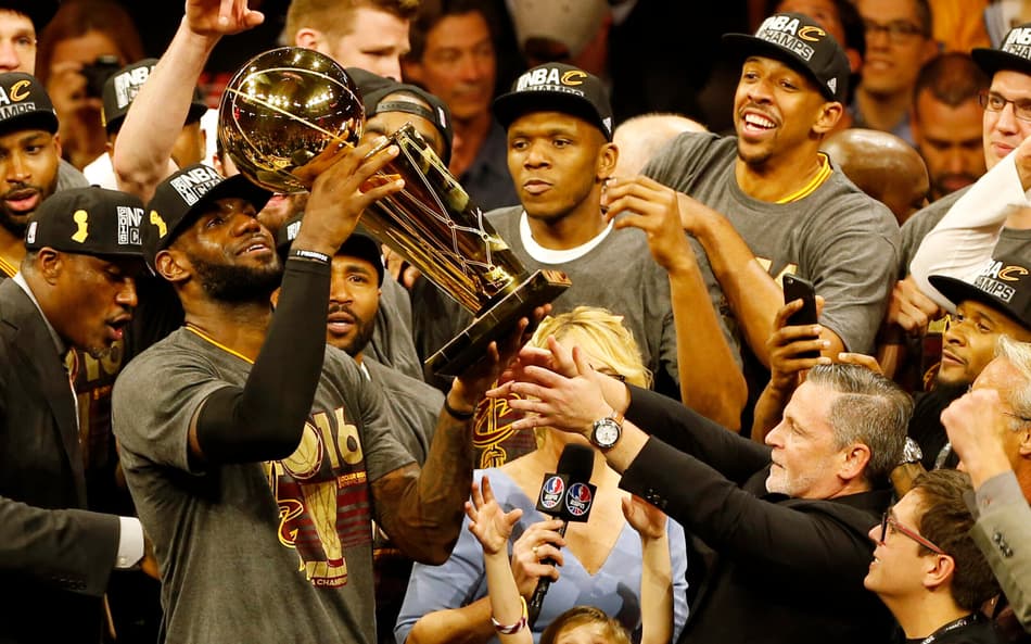Cleveland Cavaliers x Golden State Warriors nas Finais da NBA 2016 (Foto: Beck Diefenbach/AFP)
